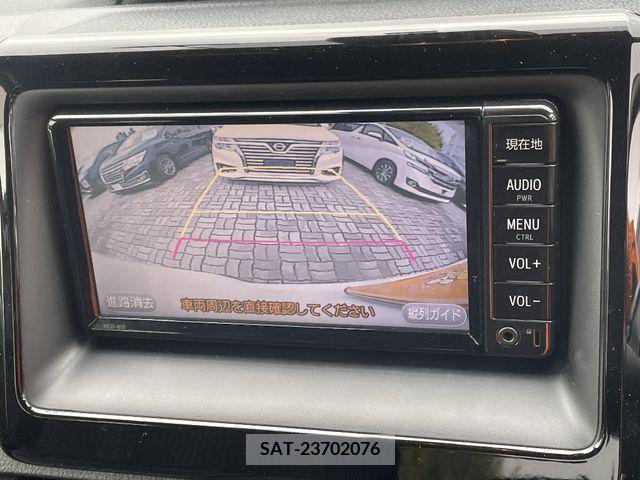 Toyota NOAH 2017-10 219558-13