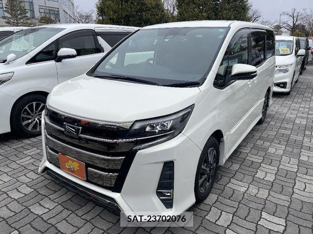 Toyota NOAH 2017-10 219558-0