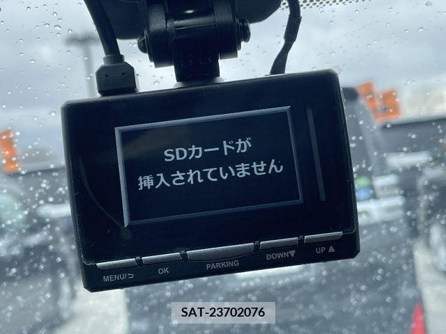 Toyota NOAH 2017-10 219558-18