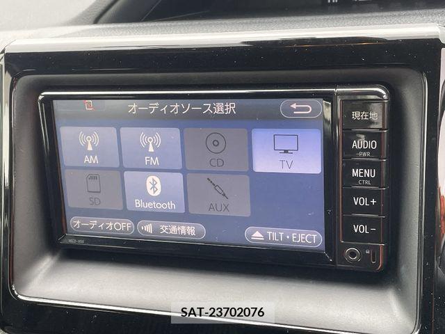 Toyota NOAH 2017-10 219558-11