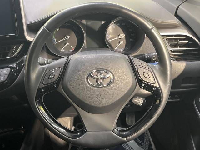 Toyota C-HR 2019-01 183949-11
