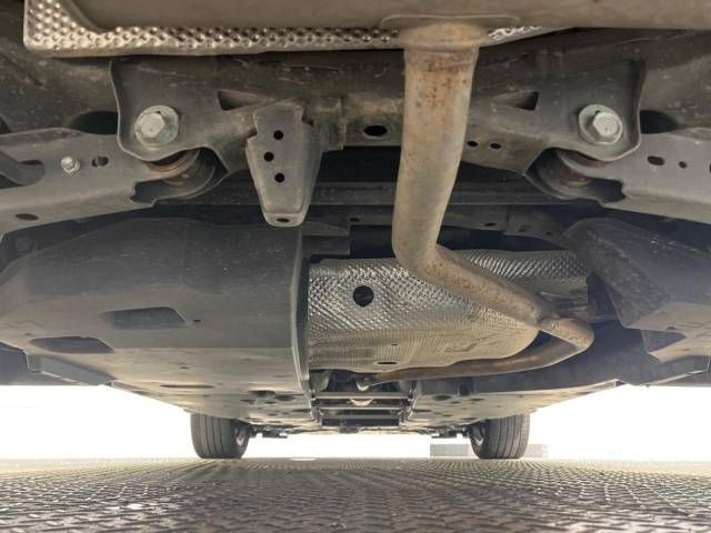 Toyota C-HR 2019-01 183949-19