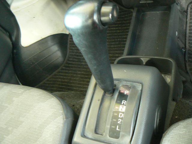 Suzuki CARRY TRUCK 2003-01 18867-7