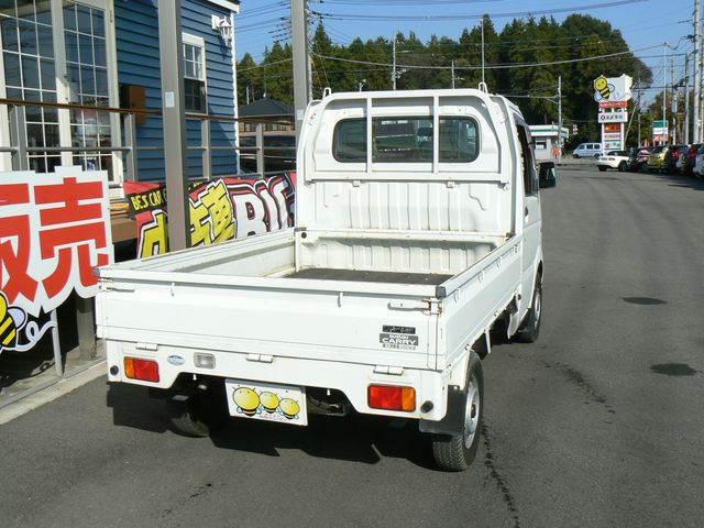 Suzuki CARRY TRUCK 2003-01 18867-2