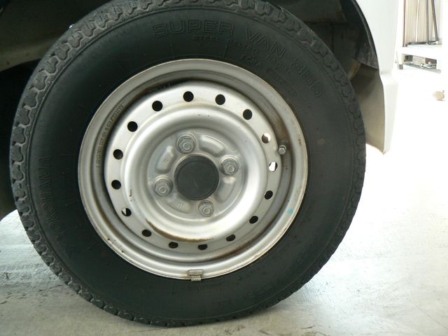 Suzuki CARRY TRUCK 2003-01 18867-13