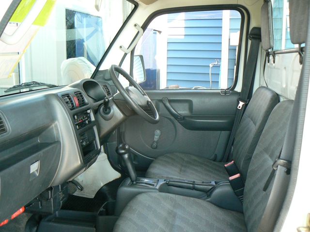 Suzuki CARRY TRUCK 2003-01 18867-4