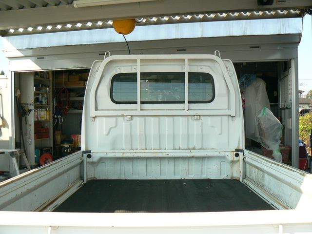 Suzuki CARRY TRUCK 2003-01 18867-3