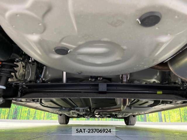 Toyota SIENTA 2021-03 285040-19