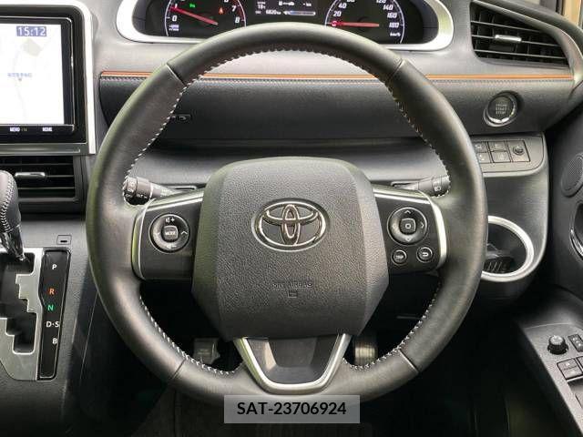 Toyota SIENTA 2021-03 285040-11