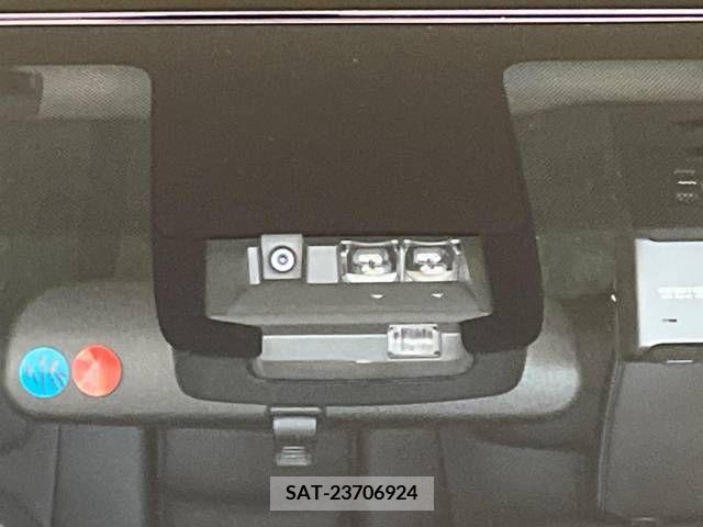 Toyota SIENTA 2021-03 285040-5