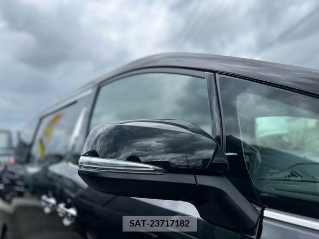 Toyota ALPHARD 2021-12 333172-4