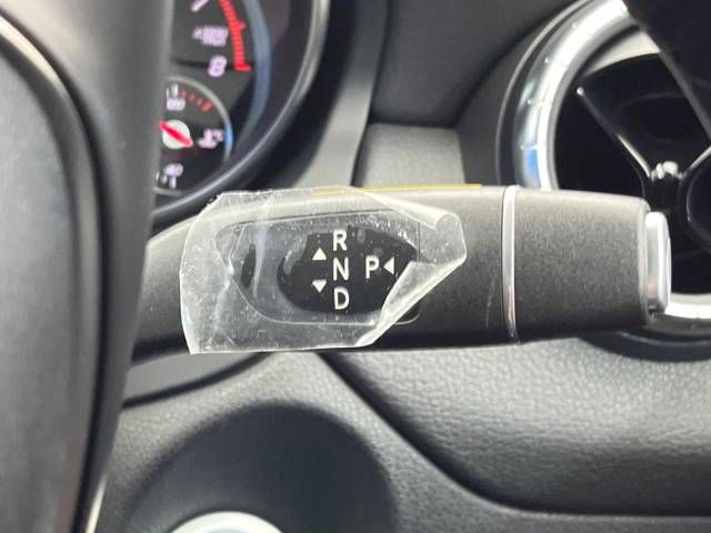 Mercedes Benz CLA-CLASS 2017-11 181775-11