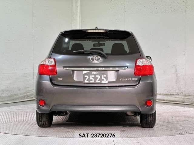 Toyota AURIS 2010-06 292951-9