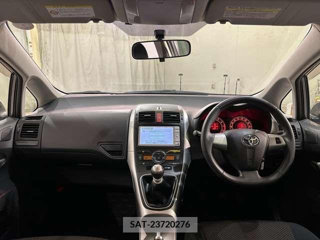 Toyota AURIS 2010-06 292951-18