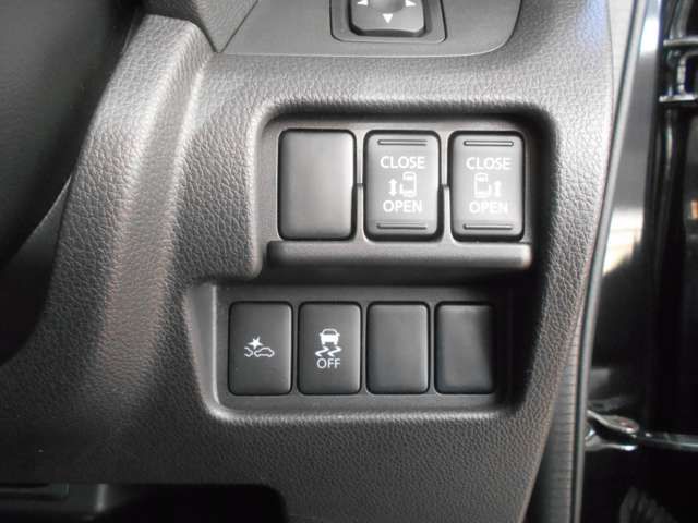 Nissan DAYZ ROOX 2015-01 10065-10