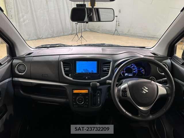 Suzuki WAGON R 2013-10 233354-16
