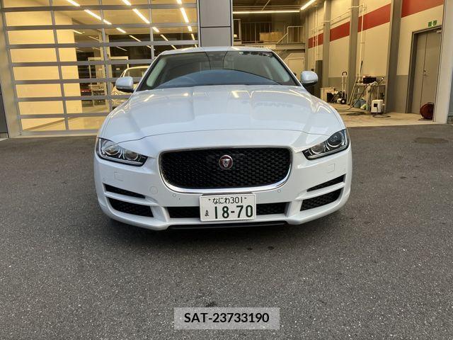 Jaguar XE 2018-06 274005-2