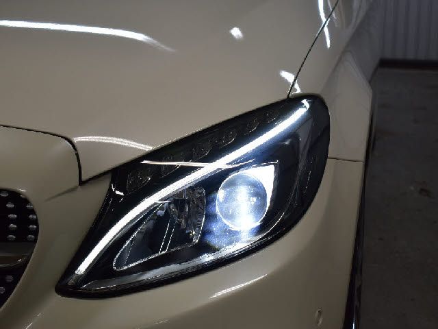 Mercedes Benz C-CLASS 2016-12 191032-27