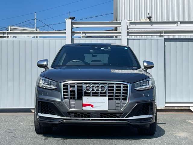 Audi SQ2 2020-12 22666-2
