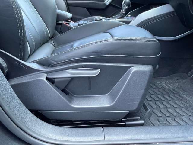 Audi SQ2 2020-12 22666-13