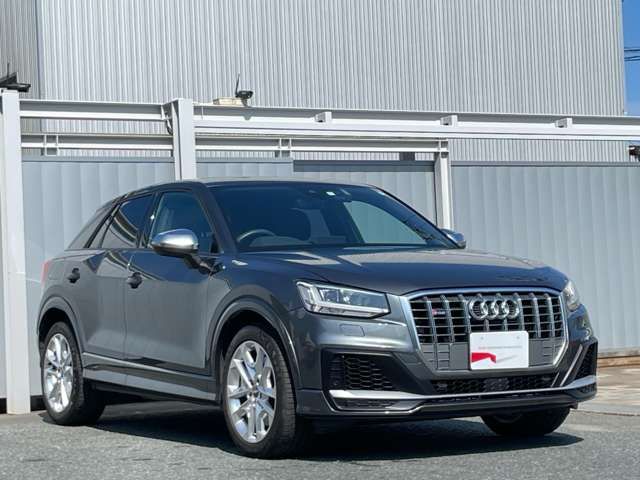 Audi SQ2 2020-12 22666-3