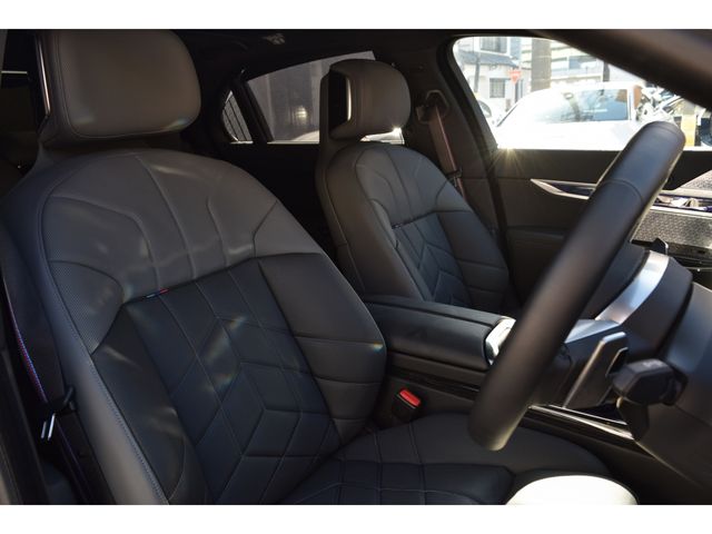 Bmw 7 SERIES 2022-12 20770-14