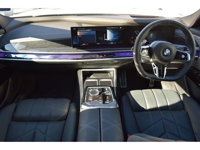 Bmw 7 SERIES 2022-12 20770-11