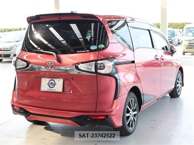 Toyota SIENTA 2016-06 221291-4