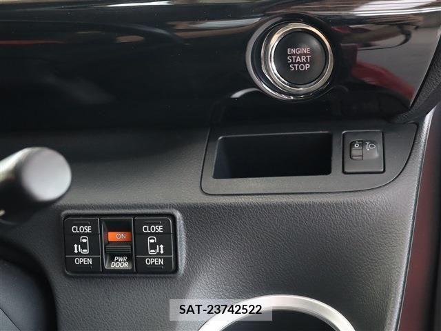 Toyota SIENTA 2016-06 221291-7