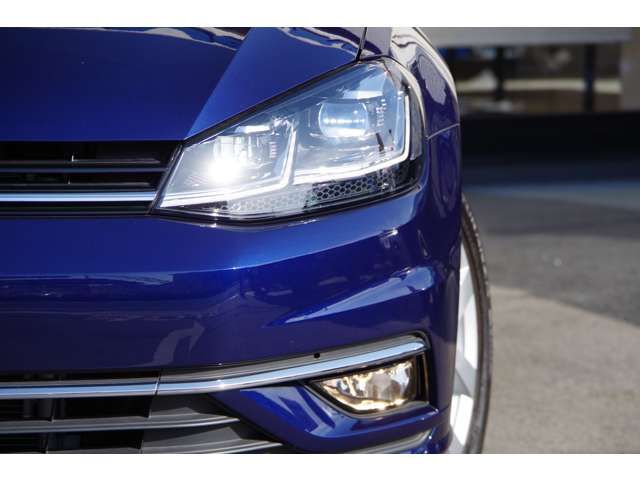 VolksWagen GOLF 2017-11 3631-17