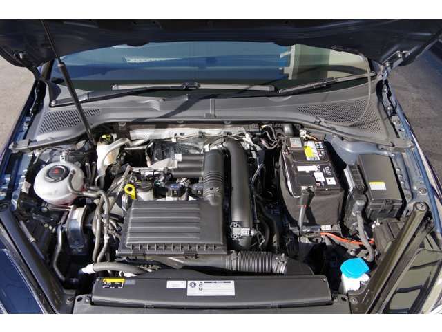 VolksWagen GOLF 2017-11 3631-19
