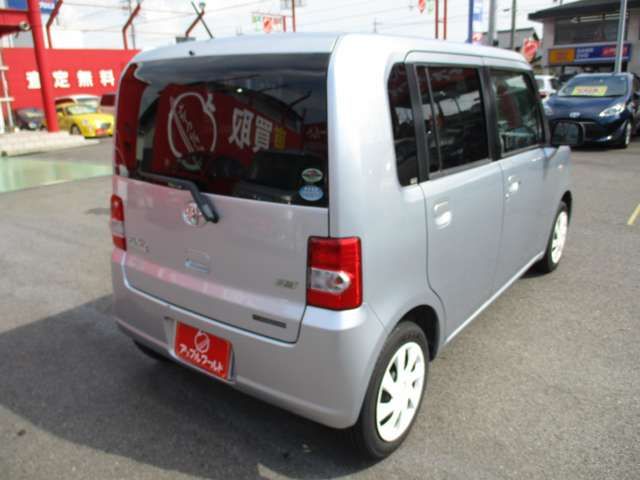 Toyota PIXIS SPACE 2011-12 17729-5