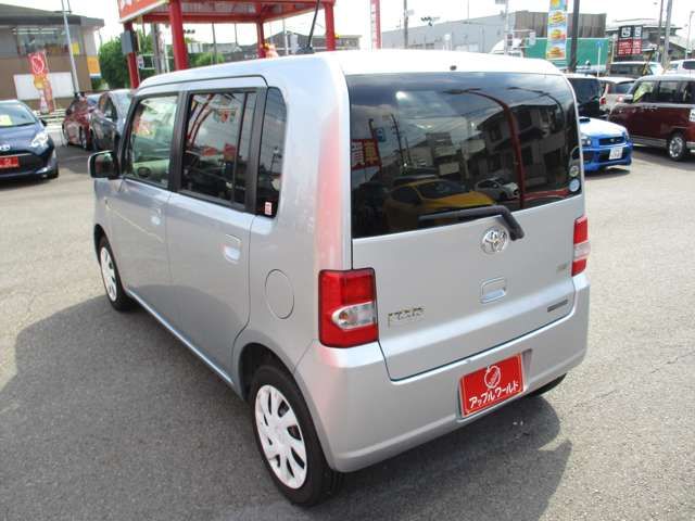 Toyota PIXIS SPACE 2011-12 17729-7