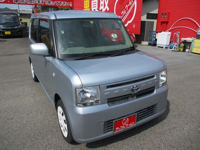 Toyota PIXIS SPACE 2011-12 17729-0