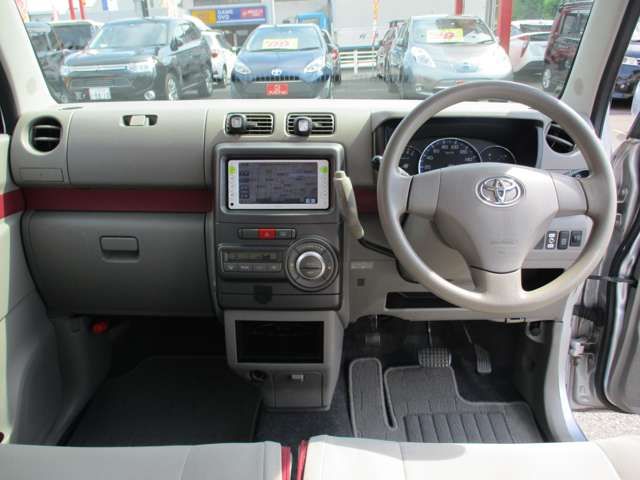 Toyota PIXIS SPACE 2011-12 17729-12