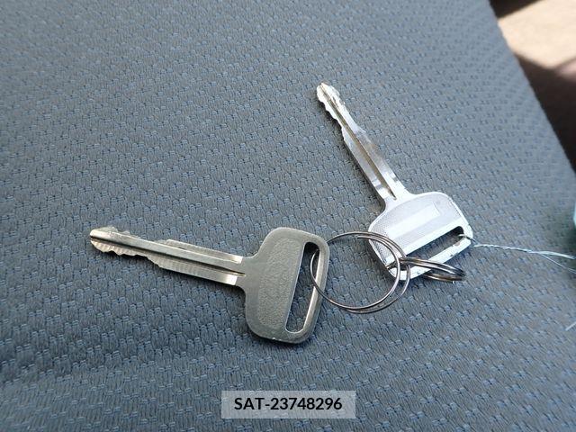 Toyota VITZ 2013-11 214782-17