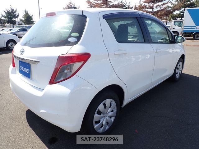 Toyota VITZ 2013-11 214782-7