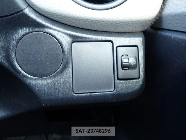 Toyota VITZ 2013-11 214782-13