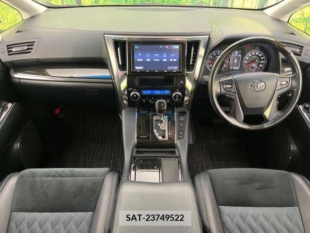 Toyota VELLFIRE 2017-08 288238-1