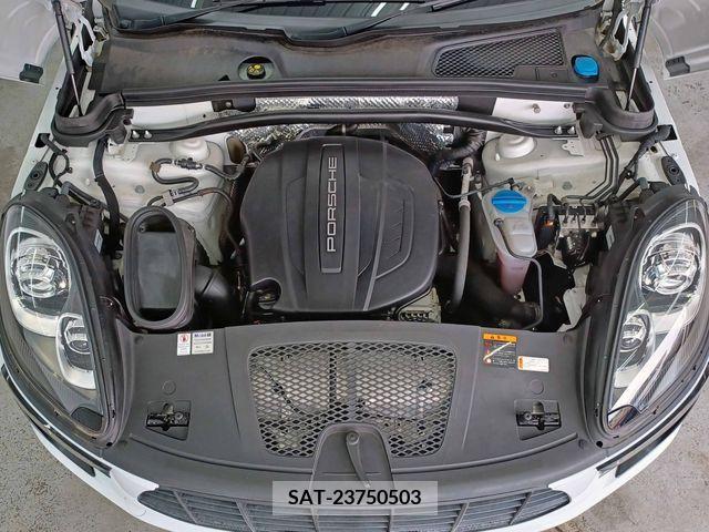 Porsche MACAN 2018-03 320079-3