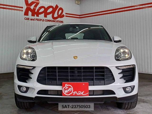 Porsche MACAN 2018-03 320079-1