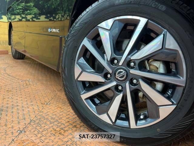Nissan SERENA 2020-03 223987-14