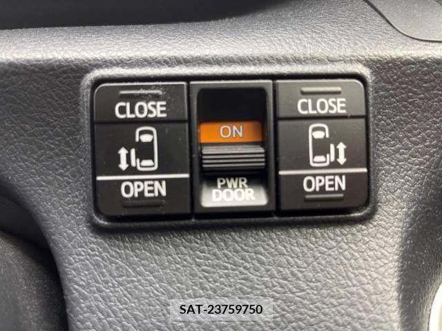 Toyota SIENTA 2018-05 387344-7