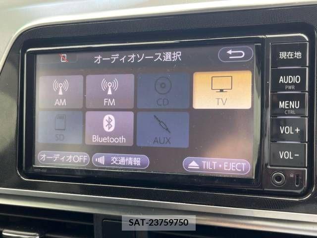 Toyota SIENTA 2018-05 387344-5
