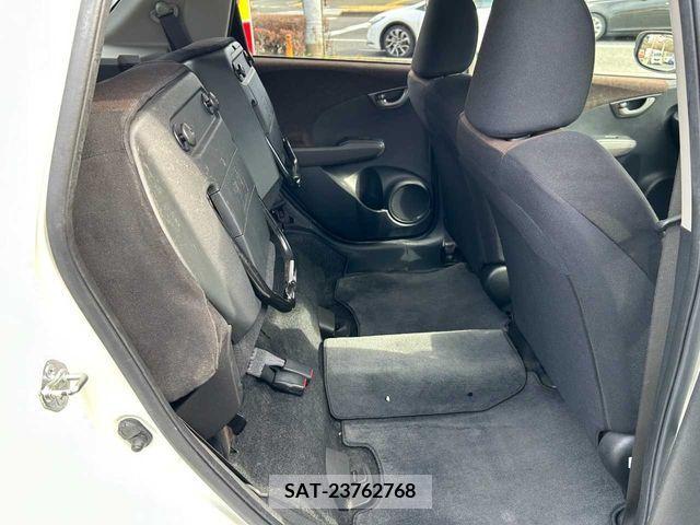 Honda FIT SHUTTLE 2014-06 209389-18