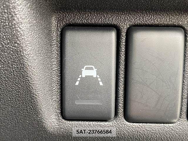 Nissan MARCH 2021-02 328057-21