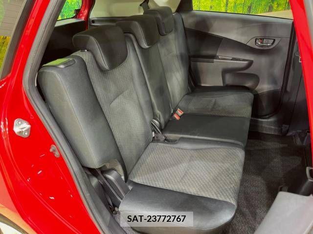 Toyota RACTIS 2012-03 393526-9