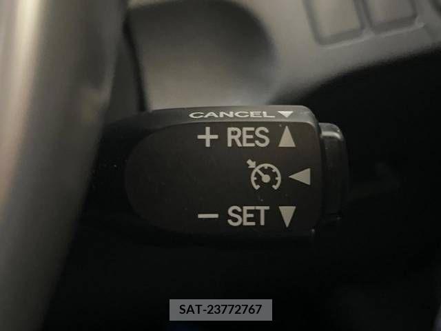Toyota RACTIS 2012-03 393526-7