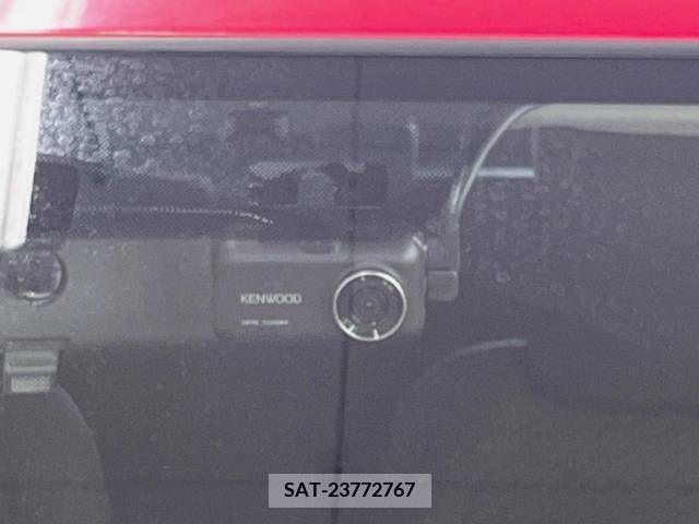 Toyota RACTIS 2012-03 393526-5