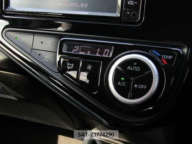 Toyota AQUA 2019-02 260758-14